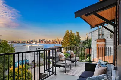 4011 SW Massachusetts Street, Seattle, WA 98116 - Photo 1
