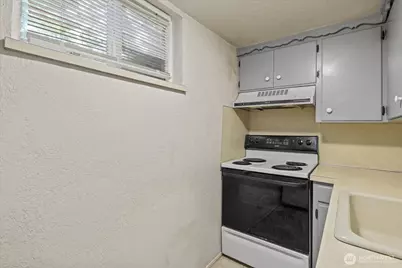 14709 58th Avenue S, Tukwila, WA 98168 - Photo 25