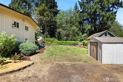 10013 Barnes Lane S, Tacoma, WA 98444 - Photo 27