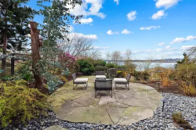 919 6th Street W, Kirkland, WA 98033 - Photo 3