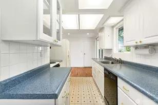 2434 SW 328th St, Federal Way, WA 98023 - Photo 5
