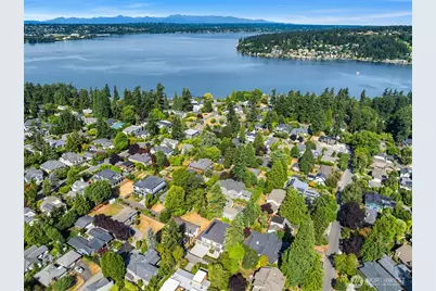 719 19th Lane W, Kirkland, WA 98033 - Photo 31