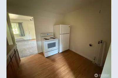 3915 Burwell Street, Bremerton, WA 98312 - Photo 3