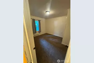 3915 Burwell Street, Bremerton, WA 98312 - Photo 5