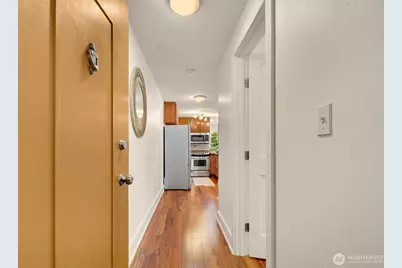 1717 5th Avenue N #101, Seattle, WA 98109 - Photo 19