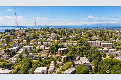 1717 5th Avenue N #101, Seattle, WA 98109 - Photo 27