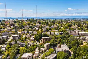 1717 5th Ave N, Seattle, WA 98109 - Photo 27