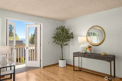 243 169th Avenue NE, Bellevue, WA 98008 - Photo 3