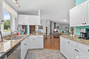 5221 Tudor Ln, Ferndale, WA 98248 - Photo 11