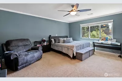 7916 155th Street Ct E, Puyallup, WA 98375 - Photo 9