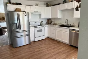 900 SE 1st St, Winlock, WA 98596 - Photo 9