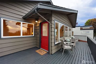 6340 40th Avenue SW, Seattle, WA 98136 - Photo 9