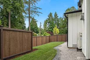 7020 139th Pl NE, Redmond, WA 98052 - Photo 35