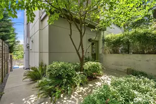1806 25th Ave, Seattle, WA 98122 - Photo 3