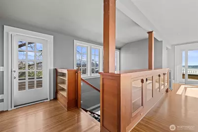604 W Kinnear Place, Seattle, WA 98119 - Photo 33