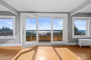 604 W Kinnear Pl, Seattle, WA 98119 - Photo 3
