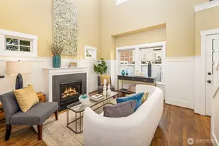 1613 21st Ave, Seattle, WA 98122 - Photo 5