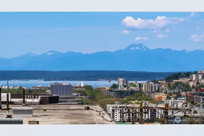 535 Summit Avenue E #403, Seattle, WA 98102 - Photo 9