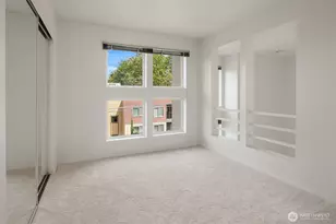 535 Summit Ave E, Seattle, WA 98102 - Photo 19