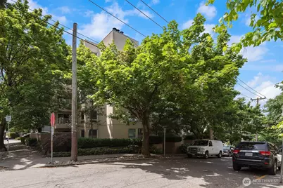 535 Summit Avenue E #403, Seattle, WA 98102 - Photo 29