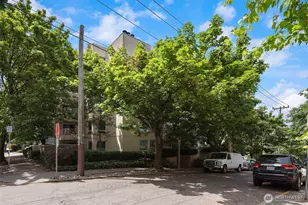 535 Summit Ave E, Seattle, WA 98102 - Photo 29