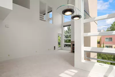 535 Summit Avenue E #403, Seattle, WA 98102 - Photo 13