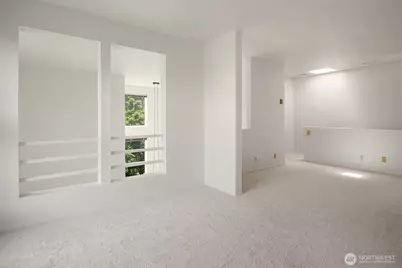 535 Summit Avenue E #403, Seattle, WA 98102 - Photo 5