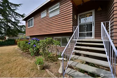 23031 19th Avenue S, Des Moines, WA 98198 - Photo 5