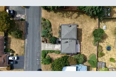 23031 19th Avenue S, Des Moines, WA 98198 - Photo 37