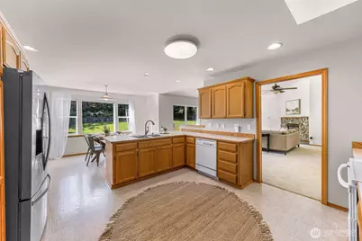 4705 Desmond Street, Bellingham, WA 98229 - Photo 13