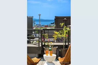 429 13th Avenue E, Seattle, WA 98102 - Photo 21