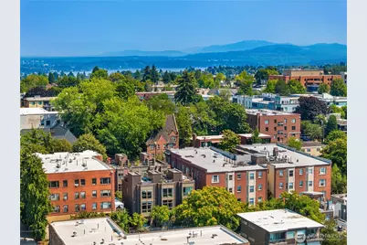 429 13th Avenue E, Seattle, WA 98102 - Photo 25