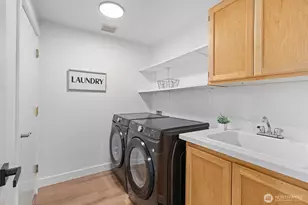 18515 147th Ct SE, Renton, WA 98058 - Photo 19