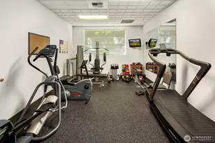 1000 Aurora Ave N, Seattle, WA 98109 - Photo 19