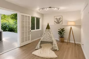 15222 SE 48th Dr, Bellevue, WA 98006 - Photo 17