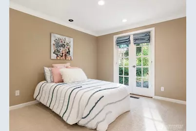 15222 SE 48th Drive, Bellevue, WA 98006 - Photo 11