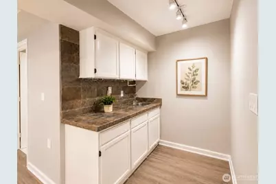 15222 SE 48th Drive, Bellevue, WA 98006 - Photo 15