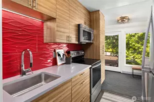 6201 Lake Washington Blvd NE, Kirkland, WA 98033 - Photo 11