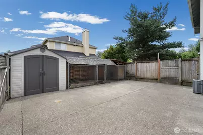204 Michael Avenue, Enumclaw, WA 98022 - Photo 37