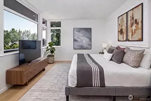 311 NE 59th St, Seattle, WA 98105 - Photo 15