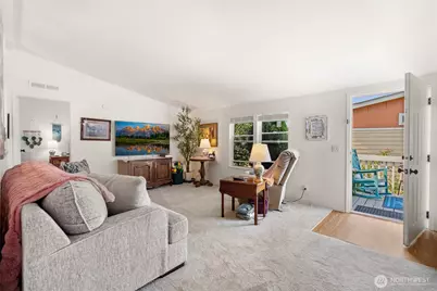 905 Carriage Ct #14, Sedro Woolley, WA 98284 - Photo 3
