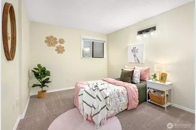 19115 Ballinger Way NW #102, Lake Forest Park, WA 98155 - Photo 11