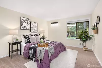 19115 Ballinger Way NW #102, Lake Forest Park, WA 98155 - Photo 9