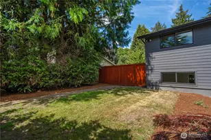 9437 NE 126th Pl, Kirkland, WA 98034 - Photo 37