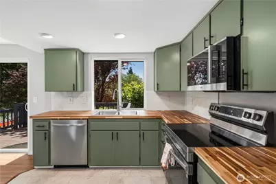 9437 NE 126th Place, Kirkland, WA 98034 - Photo 11
