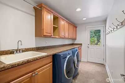 8510 SE 72nd Street, Mercer Island, WA 98040 - Photo 13