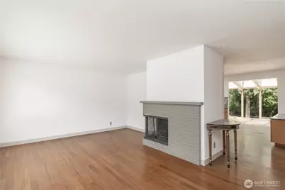 10020 SE 7th Street, Bellevue, WA 98004 - Photo 5