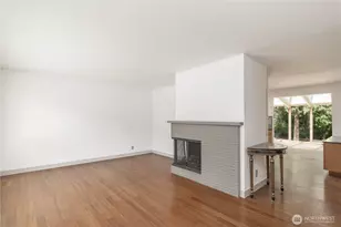 10020 SE 7th St, Bellevue, WA 98004 - Photo 5