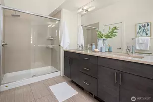 5830 W Mercer Way, Mercer Island, WA 98040 - Photo 25