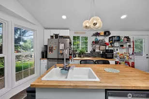 810 SE Totten Shores Dr, Shelton, WA 98584 - Photo 17